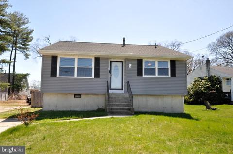18 River Dr, Riverside, NJ 08075 photo 1