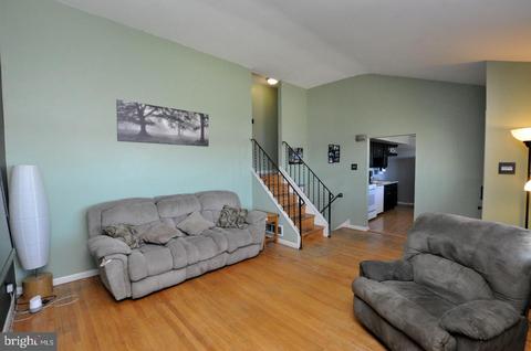18 River Dr, Riverside, NJ 08075 photo 5