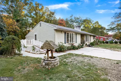 614 Rancocas Ave, Hainesport, NJ 08036