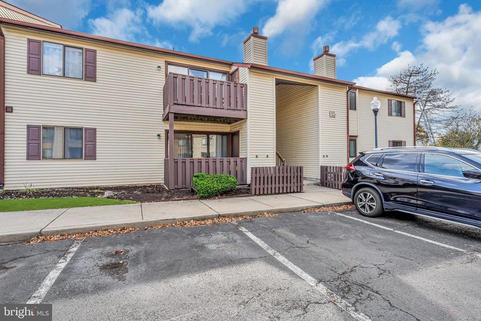  303 Hunter Ct, Marlton, NJ 08053 photo 1