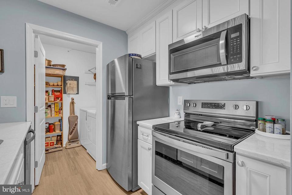  303 Hunter Ct, Marlton, NJ 08053 photo 7