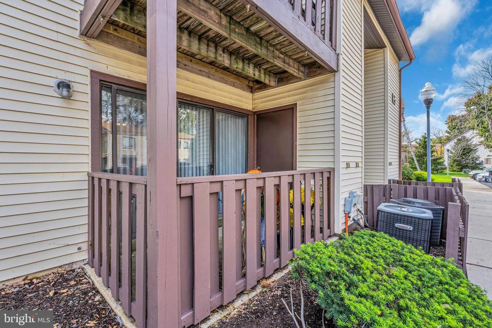  303 Hunter Ct, Marlton, NJ 08053 photo 14