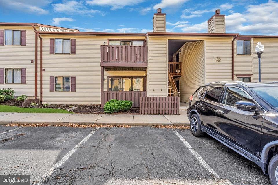  303 Hunter Ct, Marlton, NJ 08053 photo 17