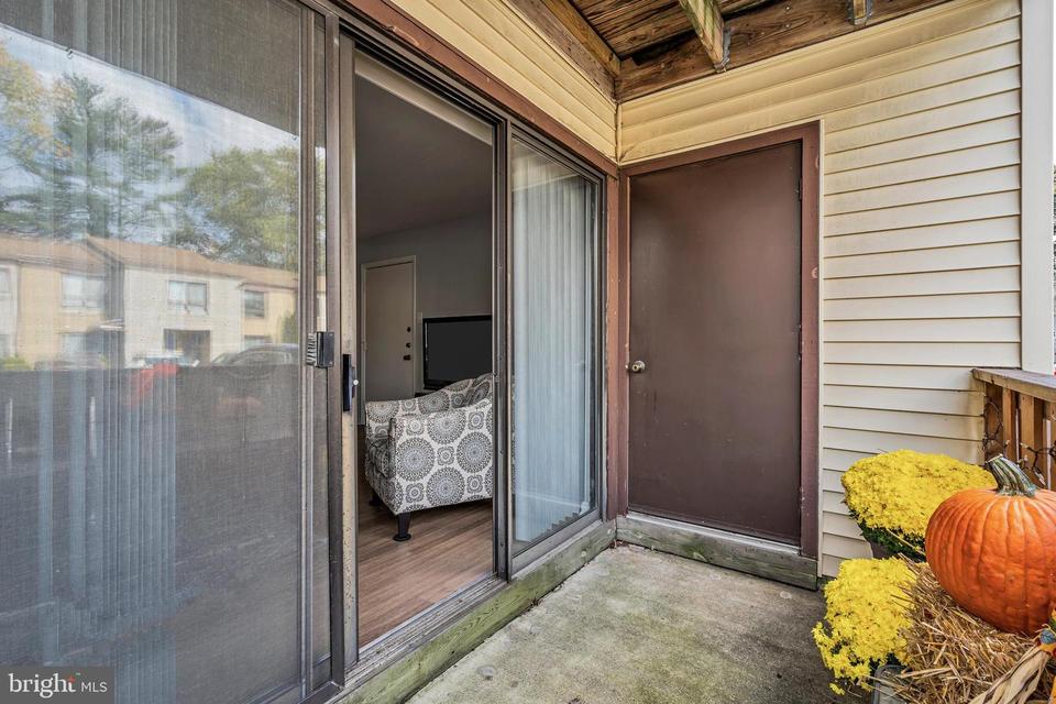  303 Hunter Ct, Marlton, NJ 08053 photo 16