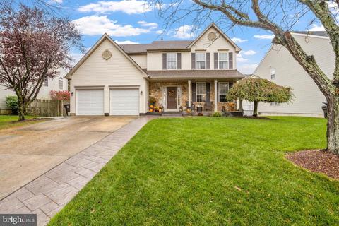 72 Stoneham Dr, Delran, NJ 08075 photo 1