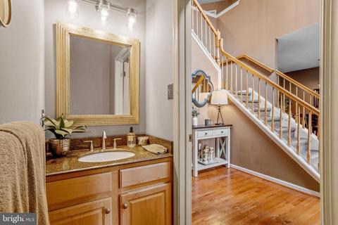 72 Stoneham Dr, Delran, NJ 08075 photo 9