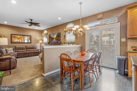 72 Stoneham Dr, Delran, NJ 08075 photo 17