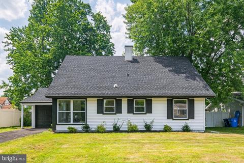 177 Millbrook Dr, Willingboro, NJ 08046