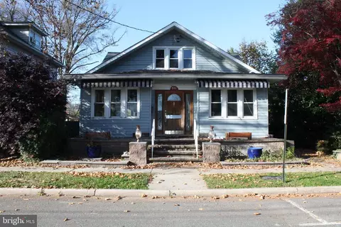 311 W Union St, Burlington, NJ 08016