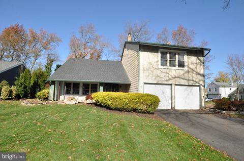 58 Carlton Ave, Marlton, NJ 08053