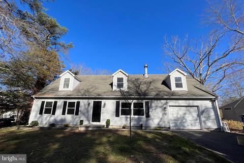 65 Columbus Ave, Browns Mills, NJ 08015