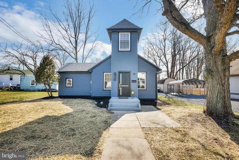 10 Browning Ave, Moorestown, NJ 08057