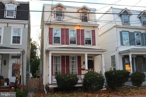 424 Locust Ave, Burlington, NJ 08016