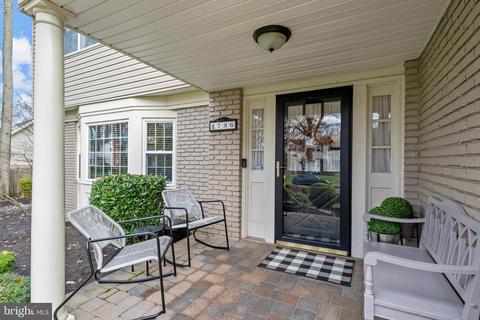 736 Cornwallis Dr, Mount Laurel, NJ 08054 photo 4
