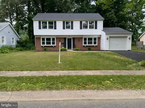 14 Enfield Ln, Willingboro, NJ 08046