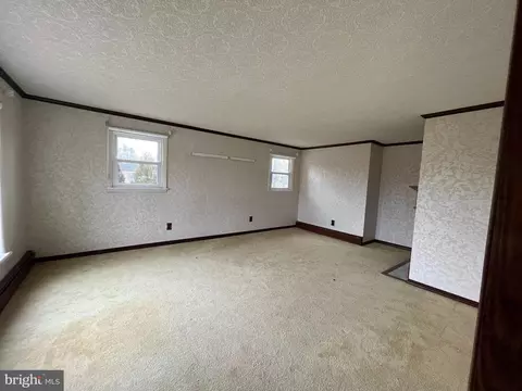 271 Sharp Rd, Marlton, NJ 08053 photo 4