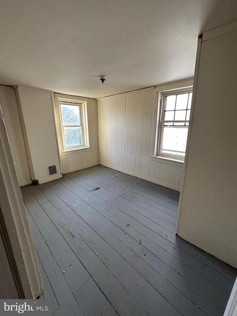 54 E Monroe St, Mount Holly, NJ 08060 photo 5