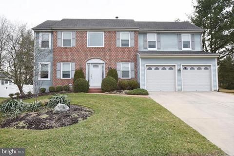 131 W Dominion Dr, Marlton, NJ 08053