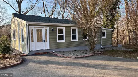 301 Ellisdale Rd, Chesterfield, NJ 08515