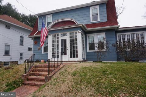 117 Juniper St, Burlington, NJ 08016