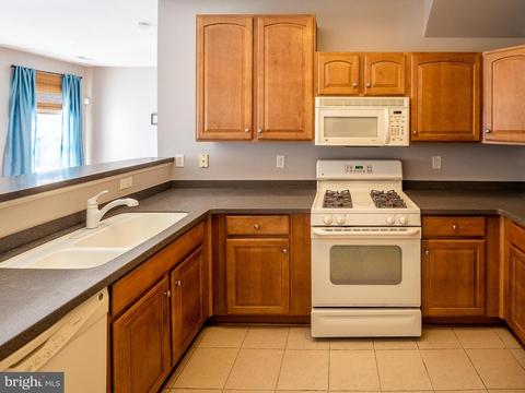 31 Turtle Ct, Delanco, NJ 08075 photo 5