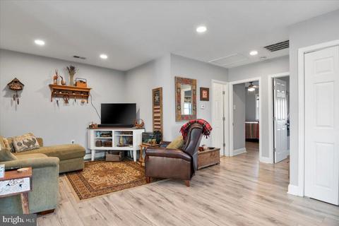 150 Thomas Ave, Maple Shade, NJ 08052 photo 7