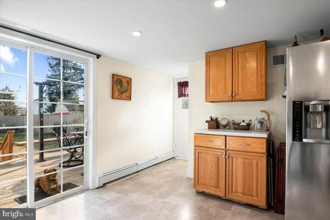 150 Thomas Ave, Maple Shade, NJ 08052 photo 16