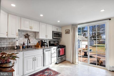 150 Thomas Ave, Maple Shade, NJ 08052 photo 10