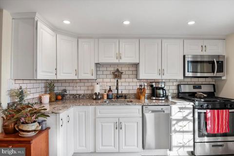 150 Thomas Ave, Maple Shade, NJ 08052 photo 9