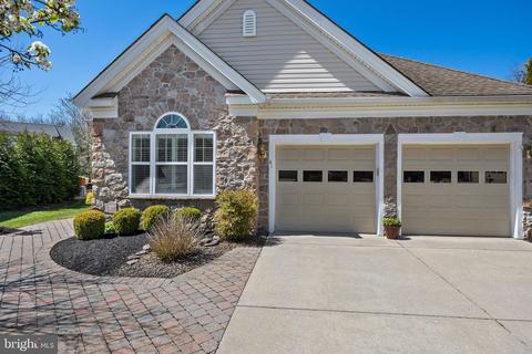 41 Mitchell Ct, Marlton, NJ 08053