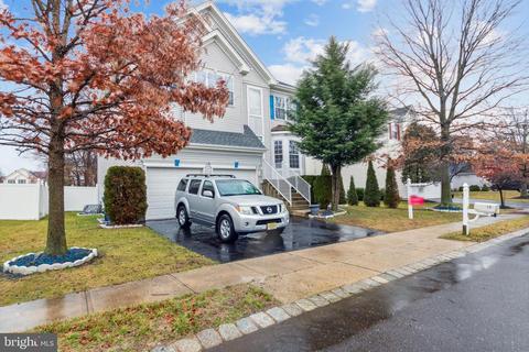 10 Allegheny Ln, Bordentown, NJ 08505