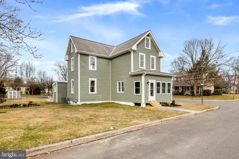100 Arnold Ave, Mount Holly, NJ 08060