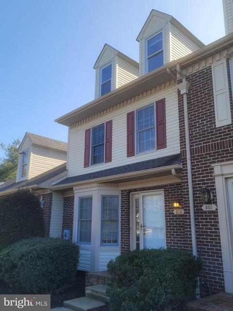 806 Saratoga Ct, Marlton, NJ 08053