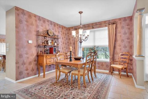 2 Compass Cir, Mount Laurel, NJ 08054 photo 7