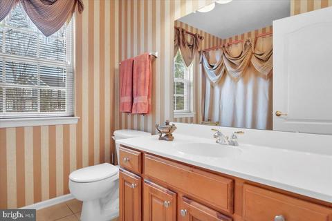 2 Compass Cir, Mount Laurel, NJ 08054 photo 16