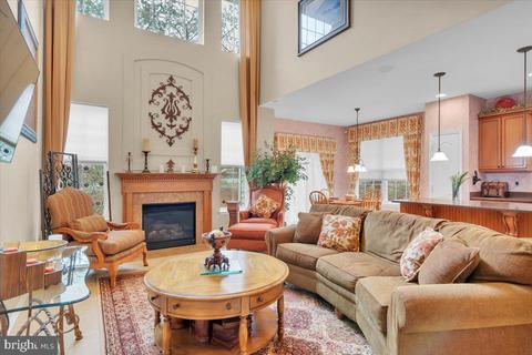 2 Compass Cir, Mount Laurel, NJ 08054 photo 9