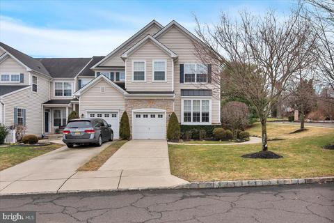 2 Compass Cir, Mount Laurel, NJ 08054 photo 4