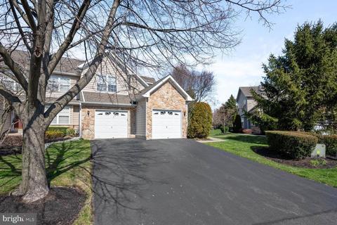56 Palmer Dr, Moorestown, NJ 08057