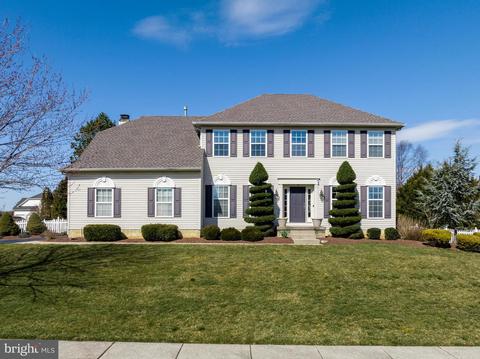 19 Livingston Ln, Lumberton, NJ 08048