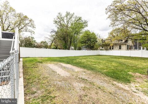 31 E Mill Rd, Maple Shade, NJ 08052 photo 9