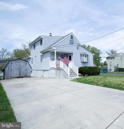 31 E Mill Rd, Maple Shade, NJ 08052 photo 3