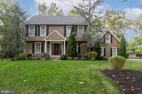 2 Bradford Dr, Shamong, NJ 08088