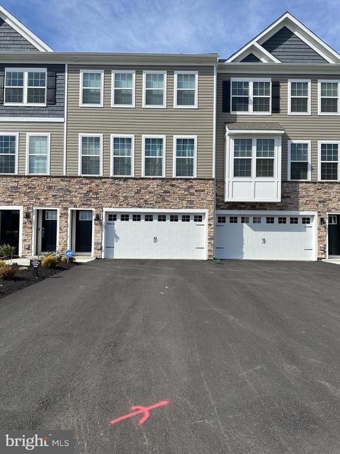 80 Sisters Farmstead Rd, Mount Laurel, NJ 08054