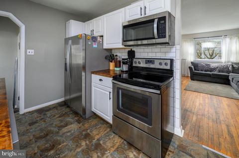 885 Smith St, Delran, NJ 08075 photo 9