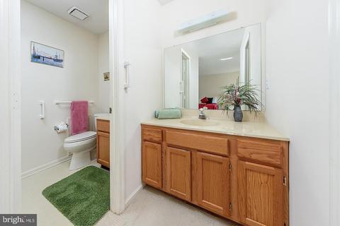 716 Cascade Dr N, Mount Laurel, NJ 08054 photo 11