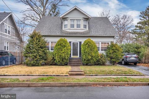 1108 Parry Ave, Cinnaminson, NJ 08077