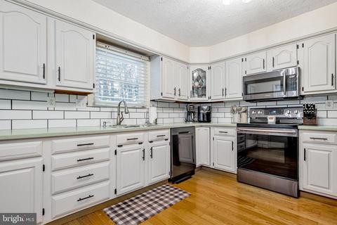 300 Williamsburg, Marlton, NJ 08053 photo 10