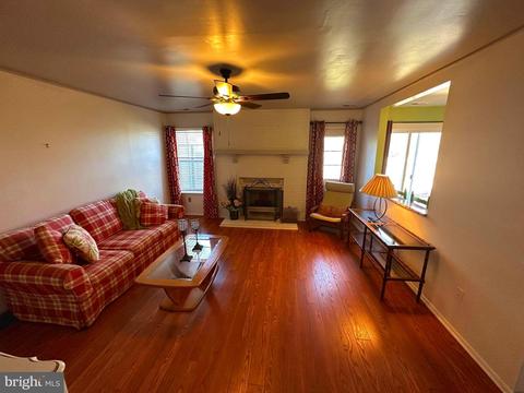 134 Stratton Ln, Mount Laurel, NJ 08054 photo 4
