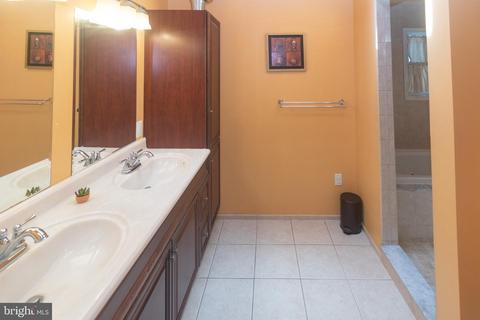 2 Maple Tree Dr, Westampton, NJ 08060 photo 17