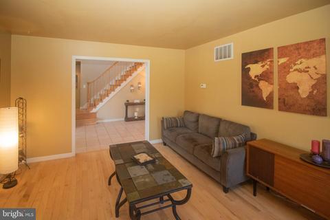 2 Maple Tree Dr, Westampton, NJ 08060 photo 4